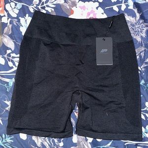 NWT black Inaka power Luna shorts